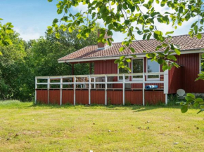 Lively Holiday Home in Glesborg with Barbecue in Glesborg